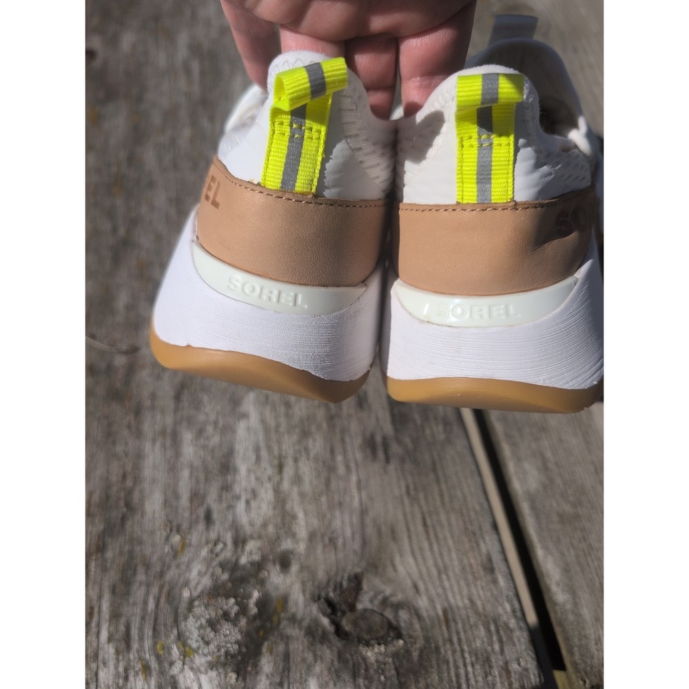 Sorel womens 7 Sea Salt Mesh Kinetic Impact Lace ll Sneaker Shoes Gum Soles EUC - Picture 5 of 8